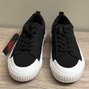 Levi’s - Women’s Low-Top Platform Sneakers/Shoes